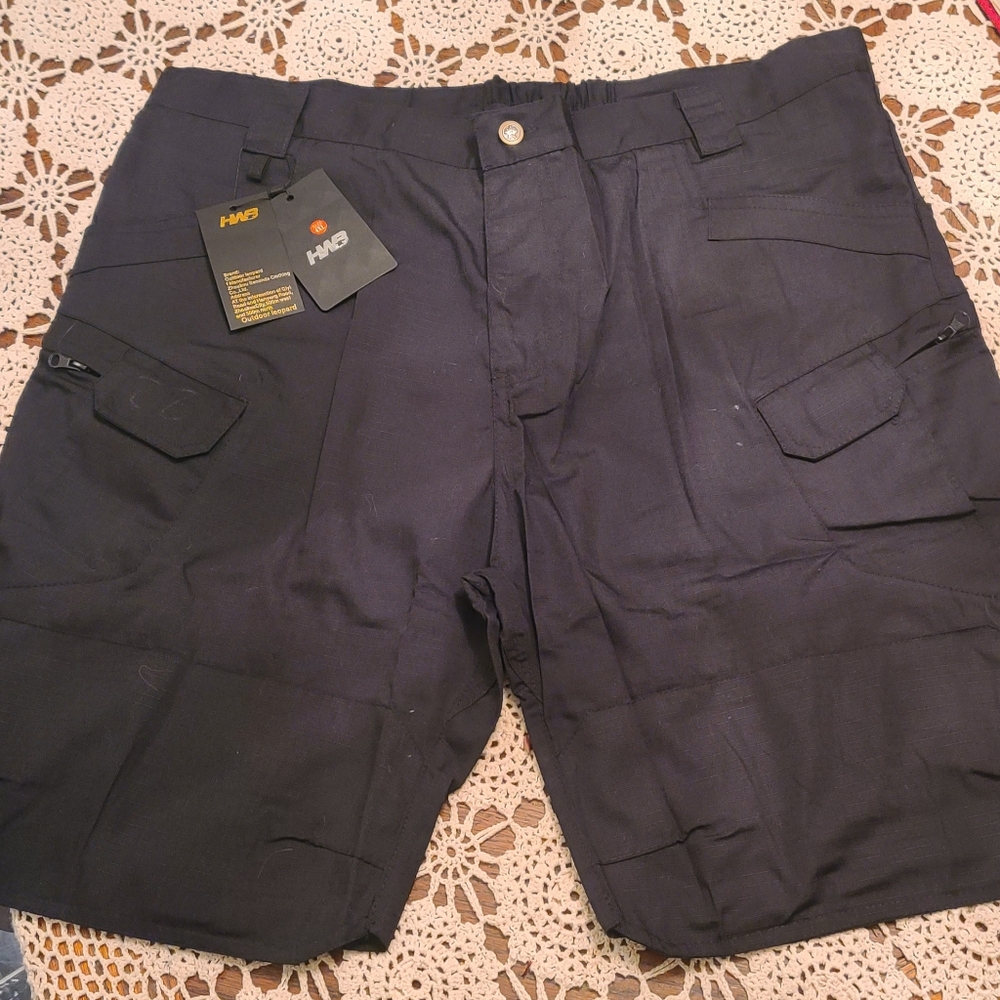 HWB Men's tactical cargo shorts 4XL Black New with tags NWT Cargo